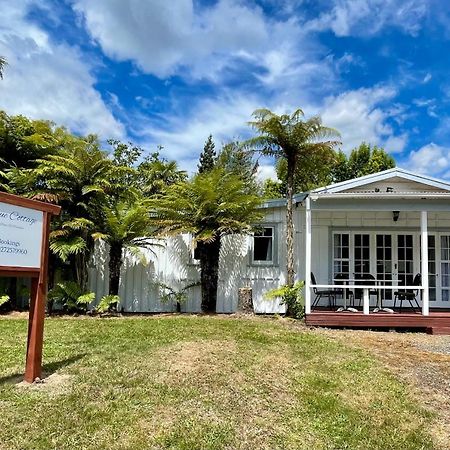 Ongarue Cottage Exterior photo